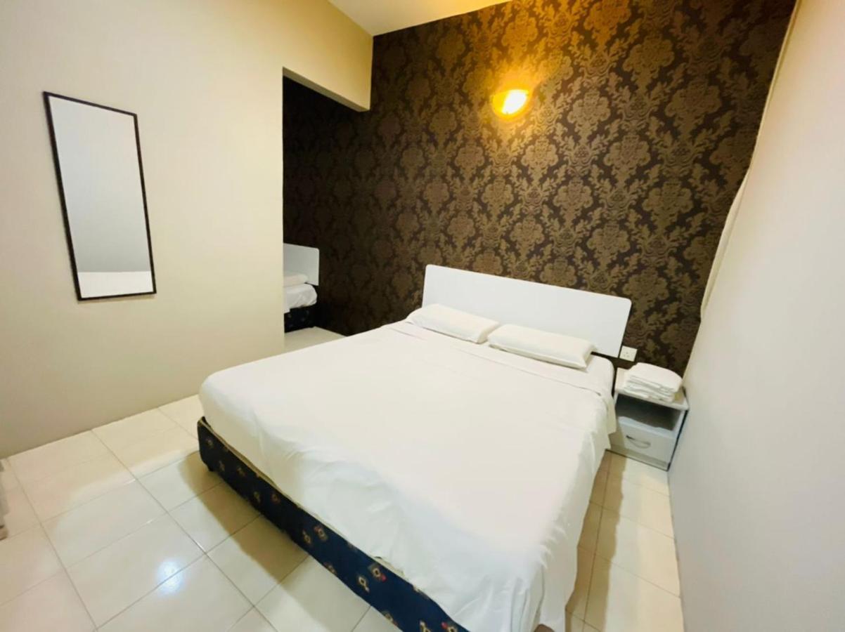 M Hotel Johor Bahru Exterior photo