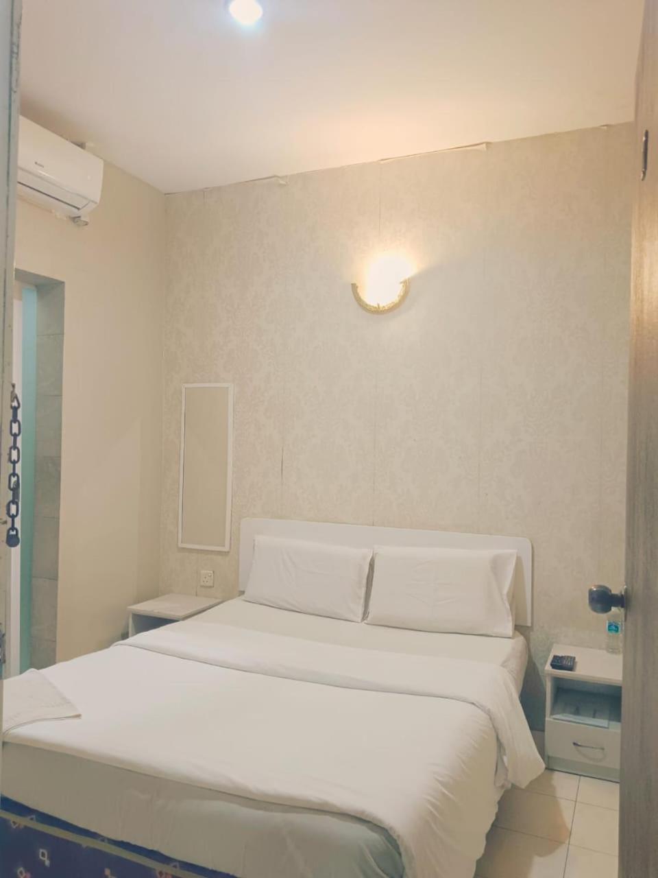 M Hotel Johor Bahru Exterior photo